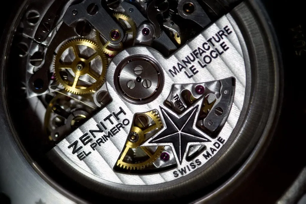 Calibre automático con el rotor y los rubíes a la vista